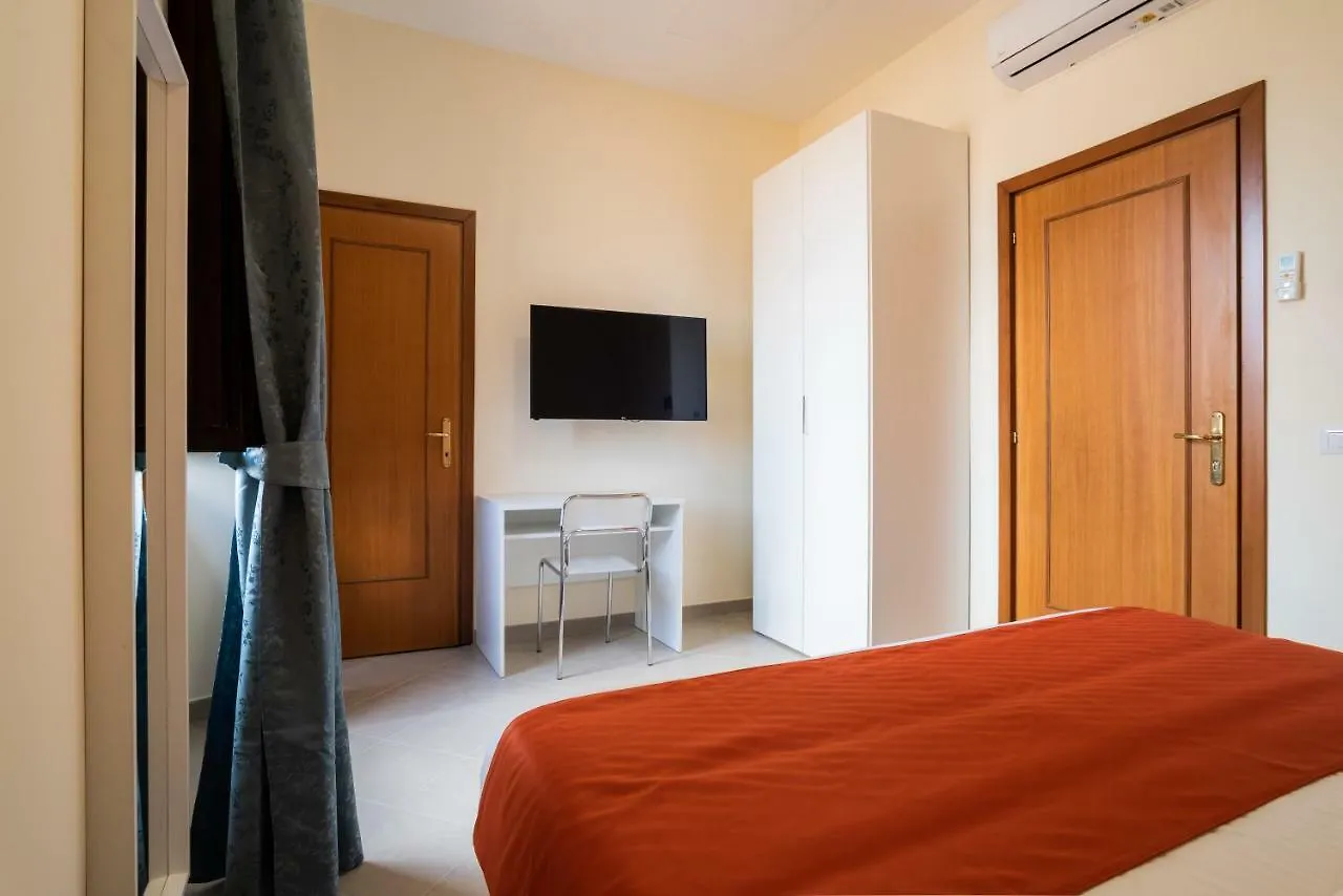 Konukevi Minerva Monks Inn Roma