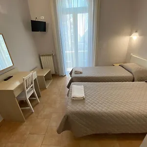 hotel-atena.it-lombardy.com/