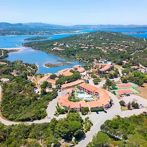 https://costa-serena-village-boschetto-holiday.in-sardinia.net